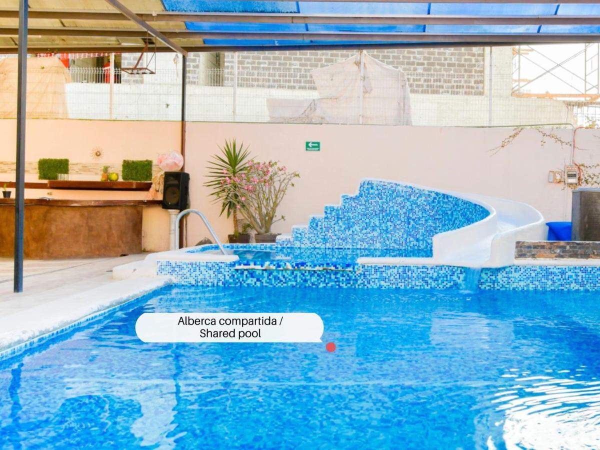 Hostal Vitta Guadalajara Buitenkant foto