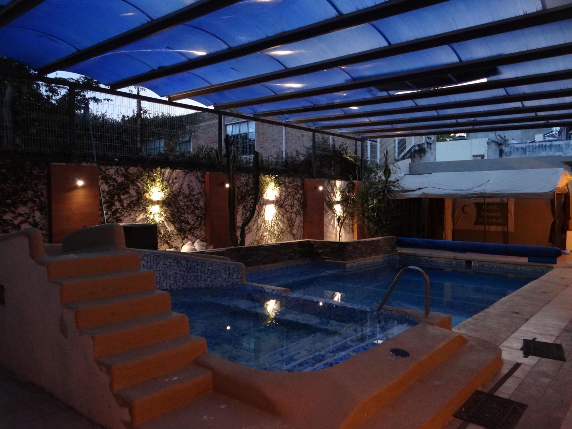 Hostal Vitta Guadalajara Buitenkant foto
