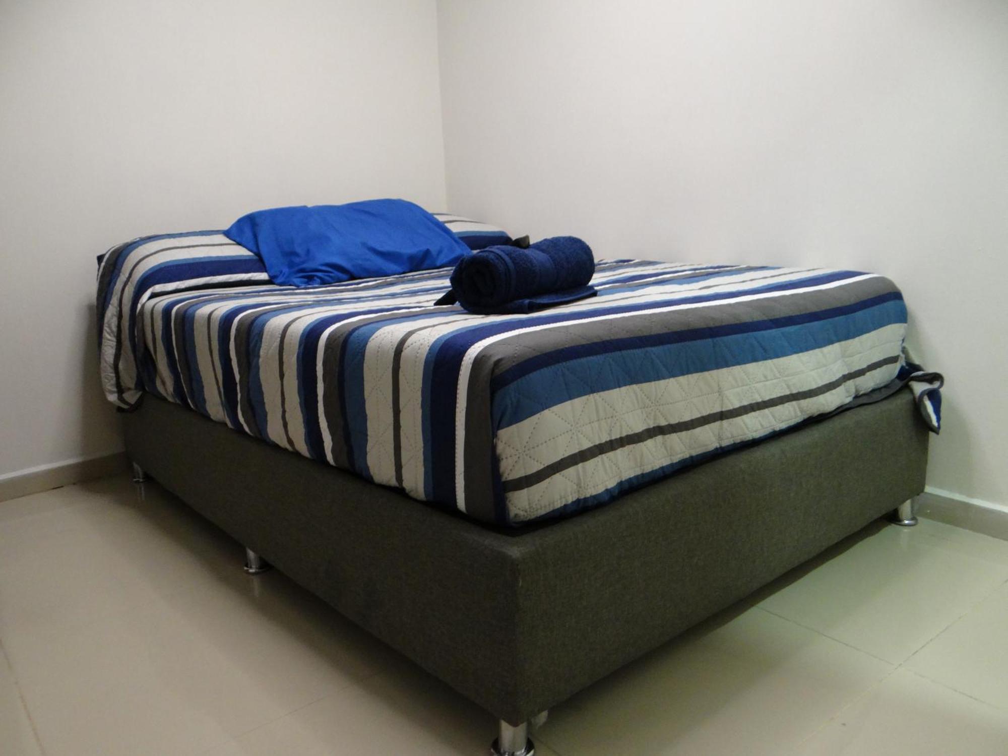 Hostal Vitta Guadalajara Buitenkant foto