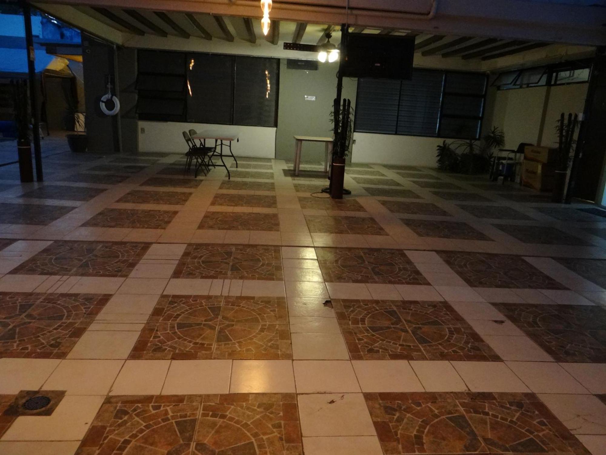 Hostal Vitta Guadalajara Buitenkant foto