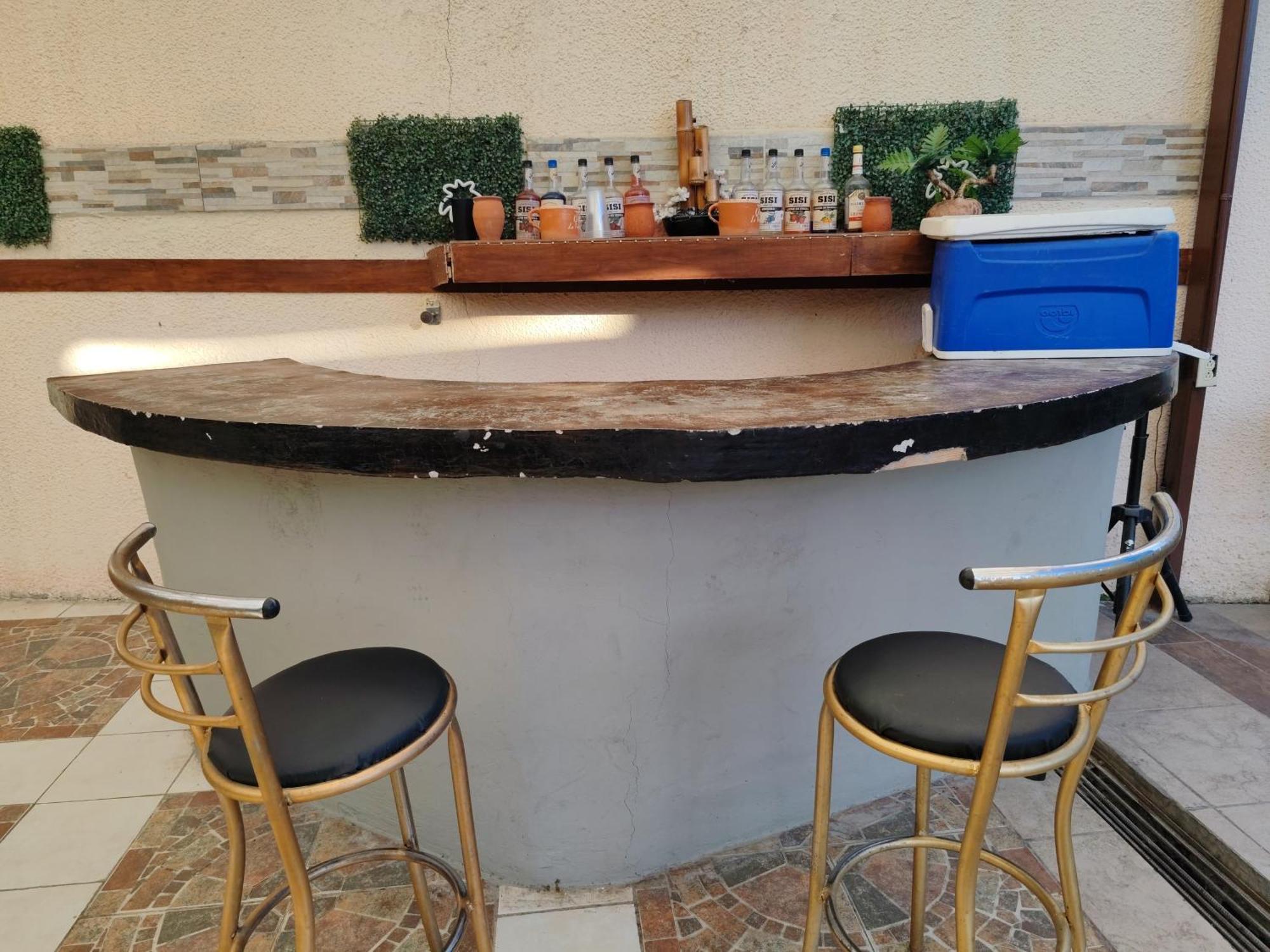 Hostal Vitta Guadalajara Buitenkant foto