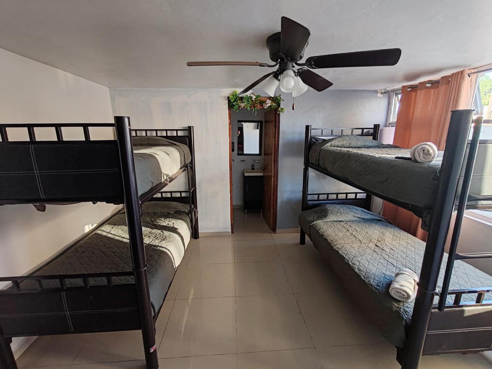 Hostal Vitta Guadalajara Buitenkant foto