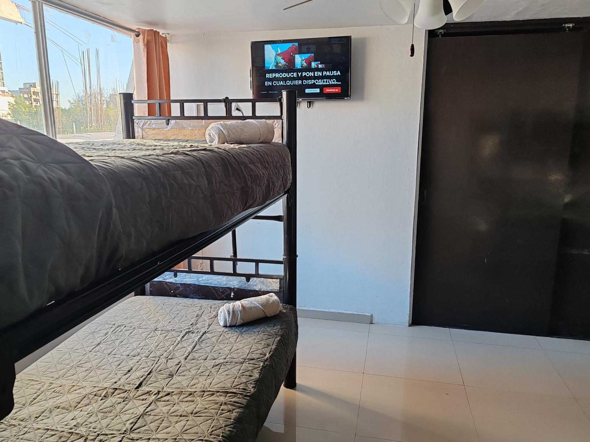 Hostal Vitta Guadalajara Buitenkant foto